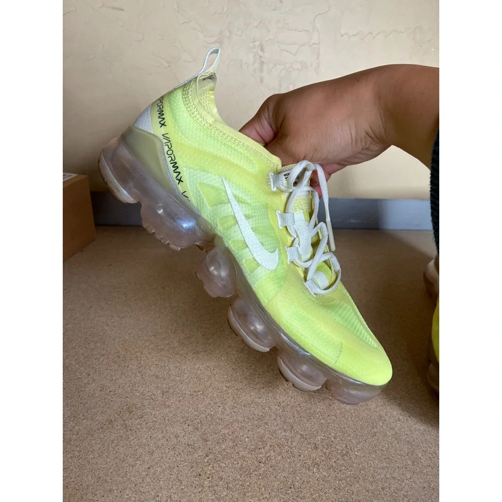 Nike Air VaporMax 2019 Barely Volt Spruce Fog AR6631-700 Mens Running Shoes